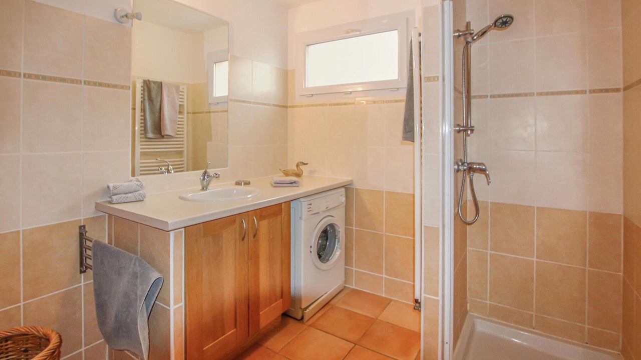 Photo of Bathroom in Saint-Thome