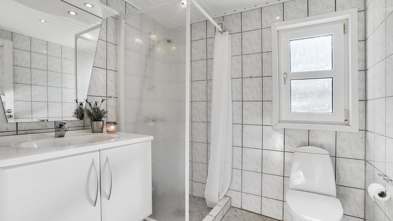 Photo of Bathroom in Jerup