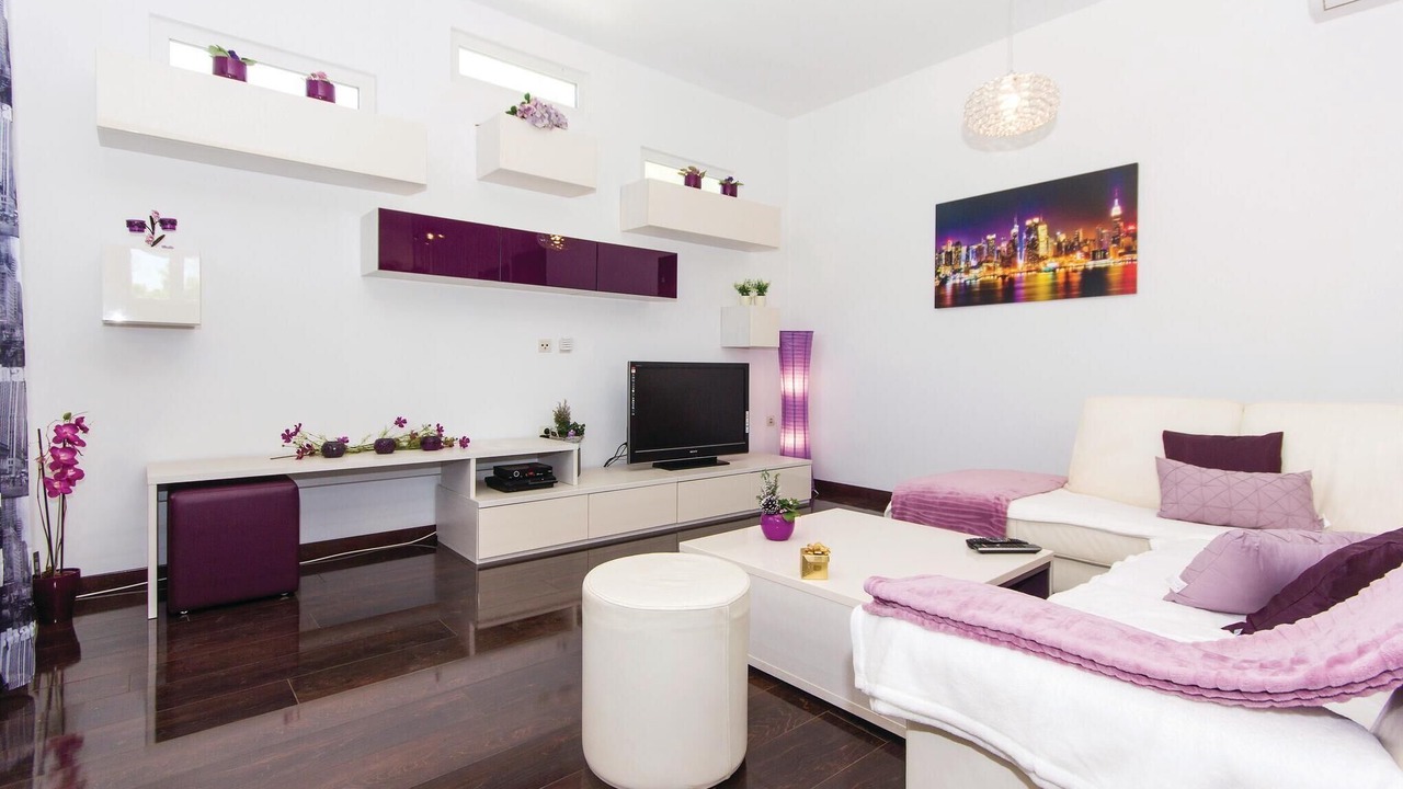 Photo of Bedroom in Sisan