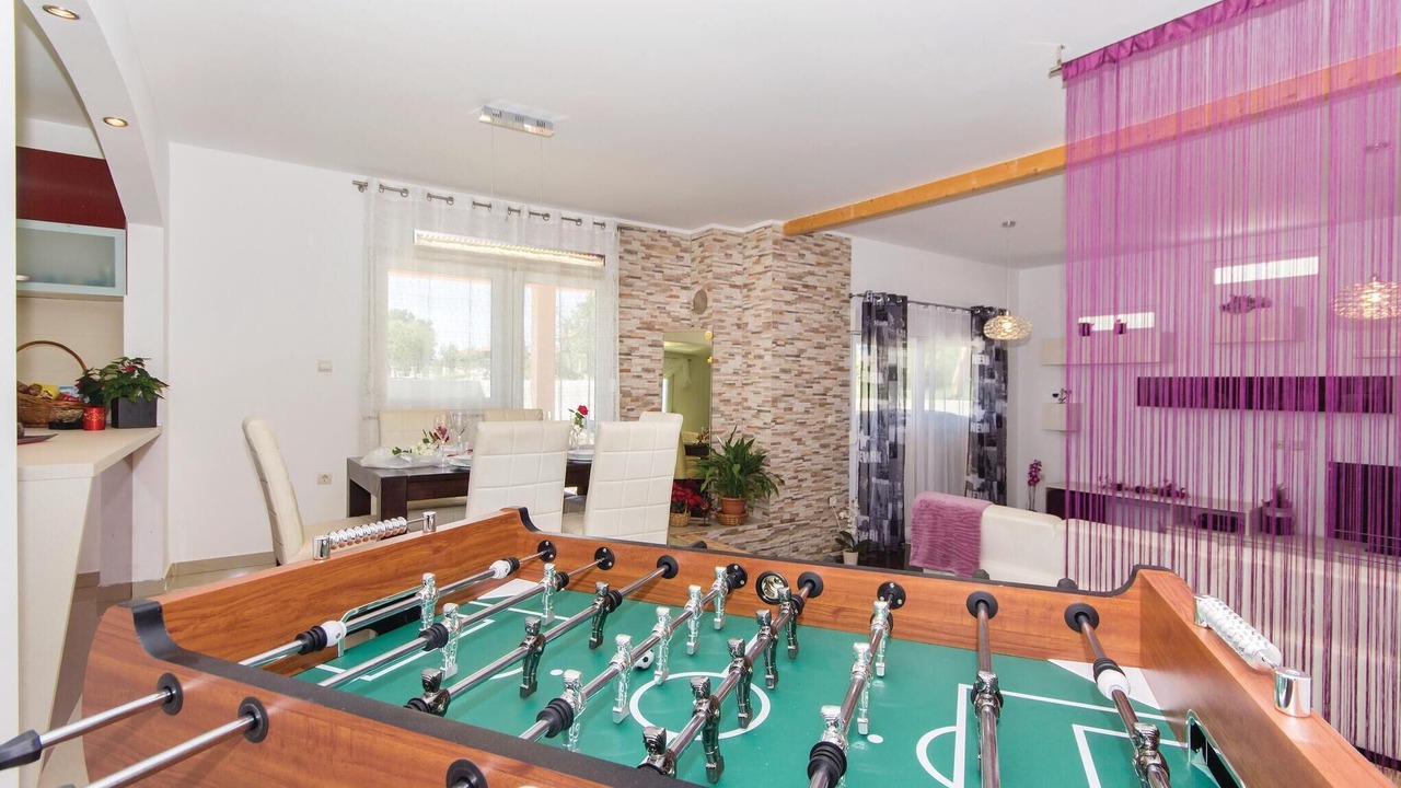 Photo of Bedroom in Sisan