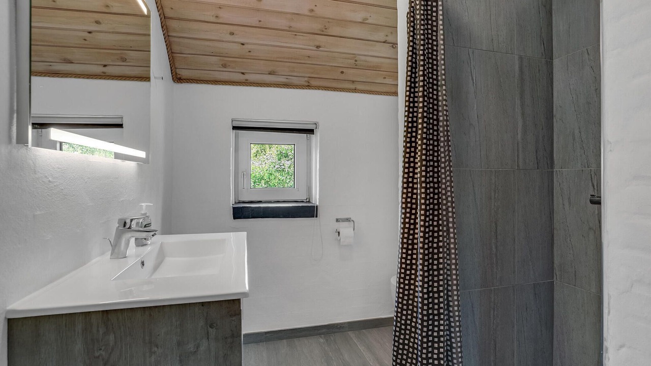 Photo of Bathroom in Helberskov Strand