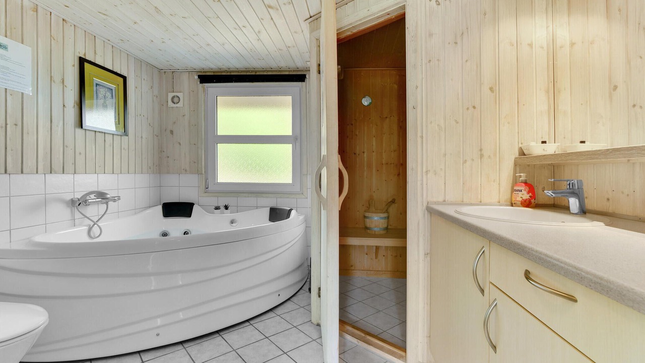 Photo of Bathroom in Kettingskov