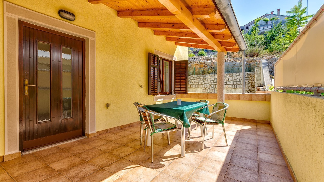 Photo of Outdoor in Cove Murtar