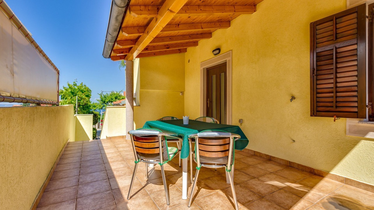 Photo of Outdoor in Cove Murtar