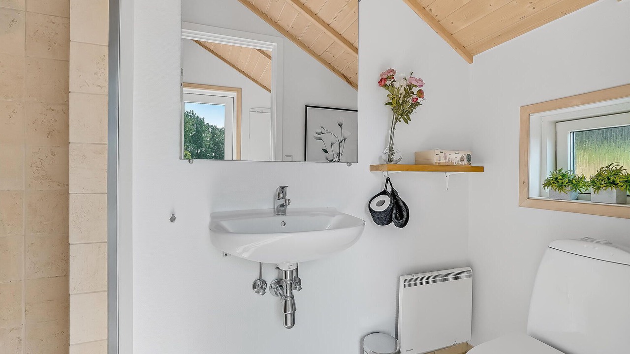 Photo of Bathroom in Sønderstrand