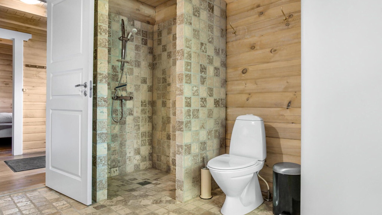 Photo of Bathroom in Ronne