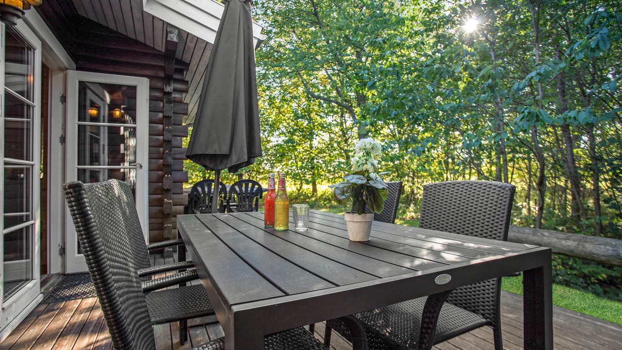 Photo of Others in Ronne