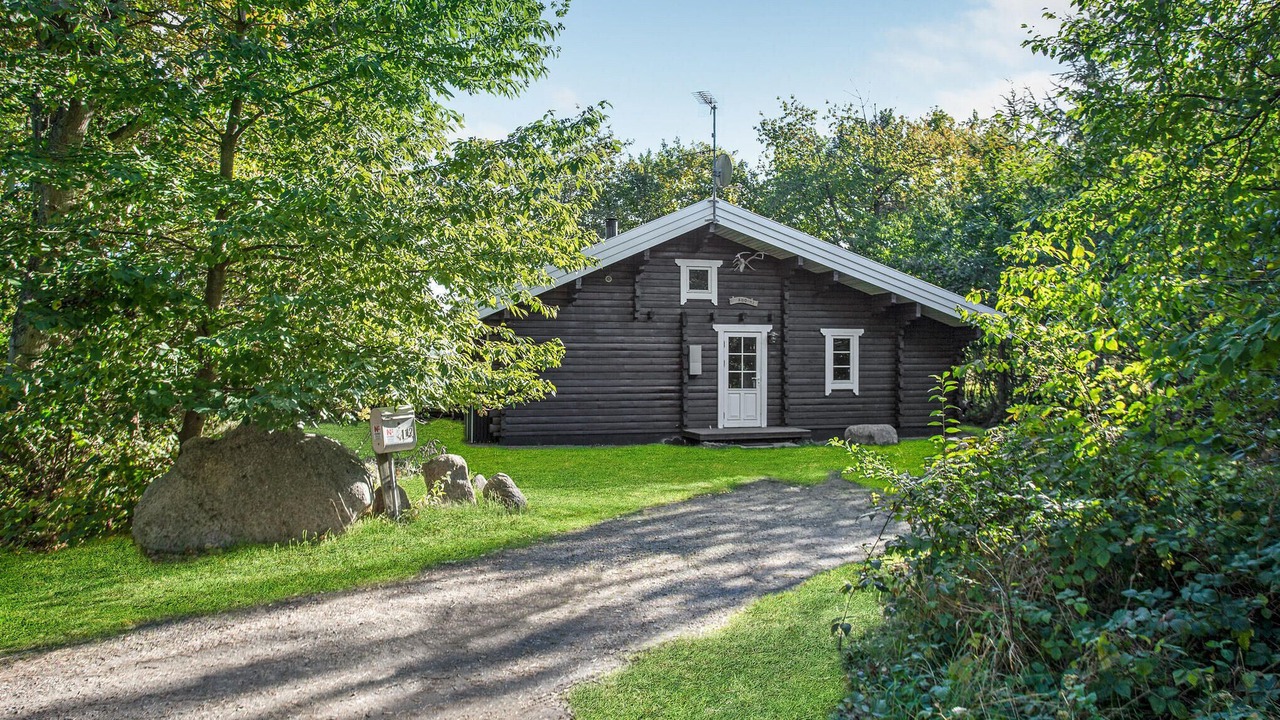 Photo of Others in Ronne