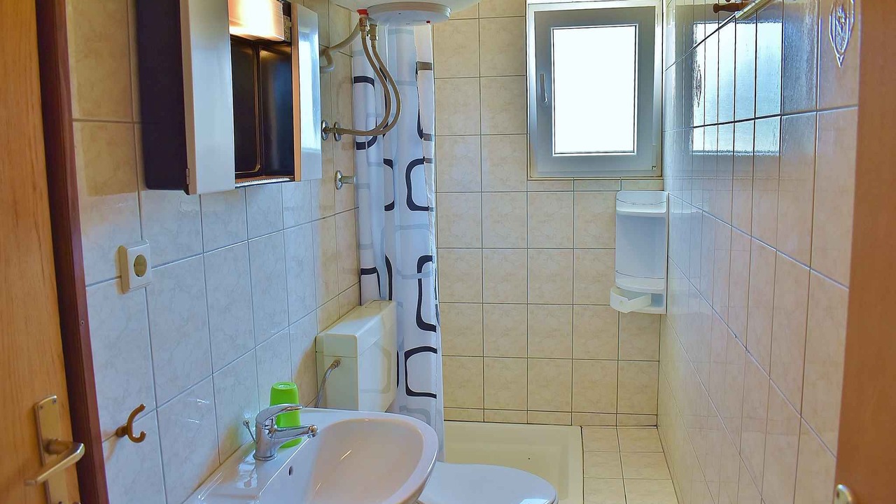 Photo of Bathroom in Lopar