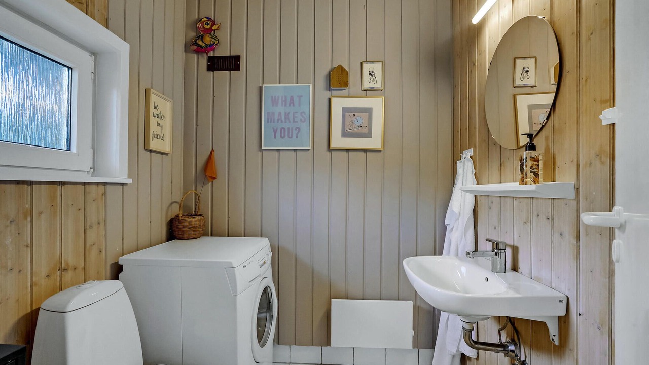 Photo of Bathroom in Klitmoller