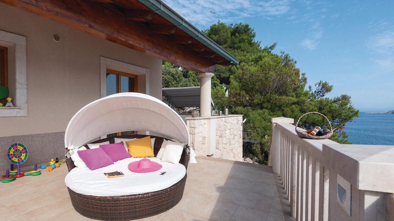 Photo of Outdoor in Blato
