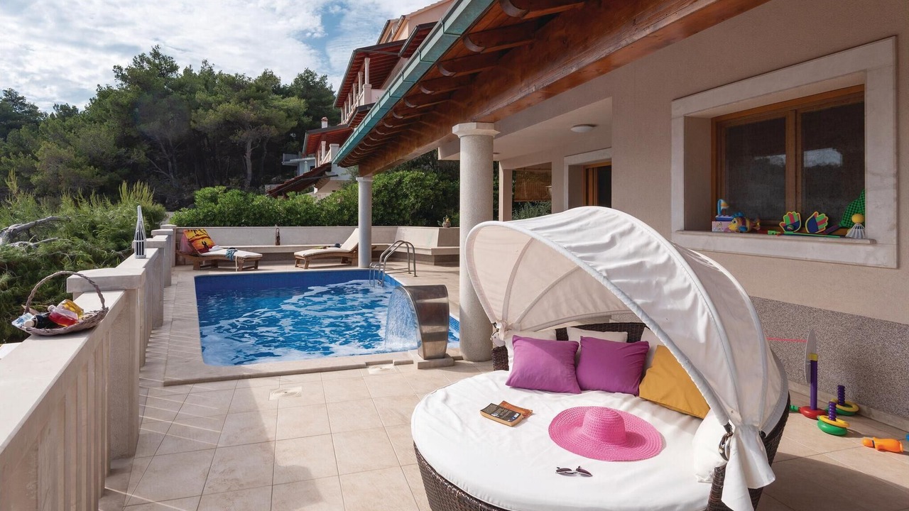 Photo of Outdoor in Blato