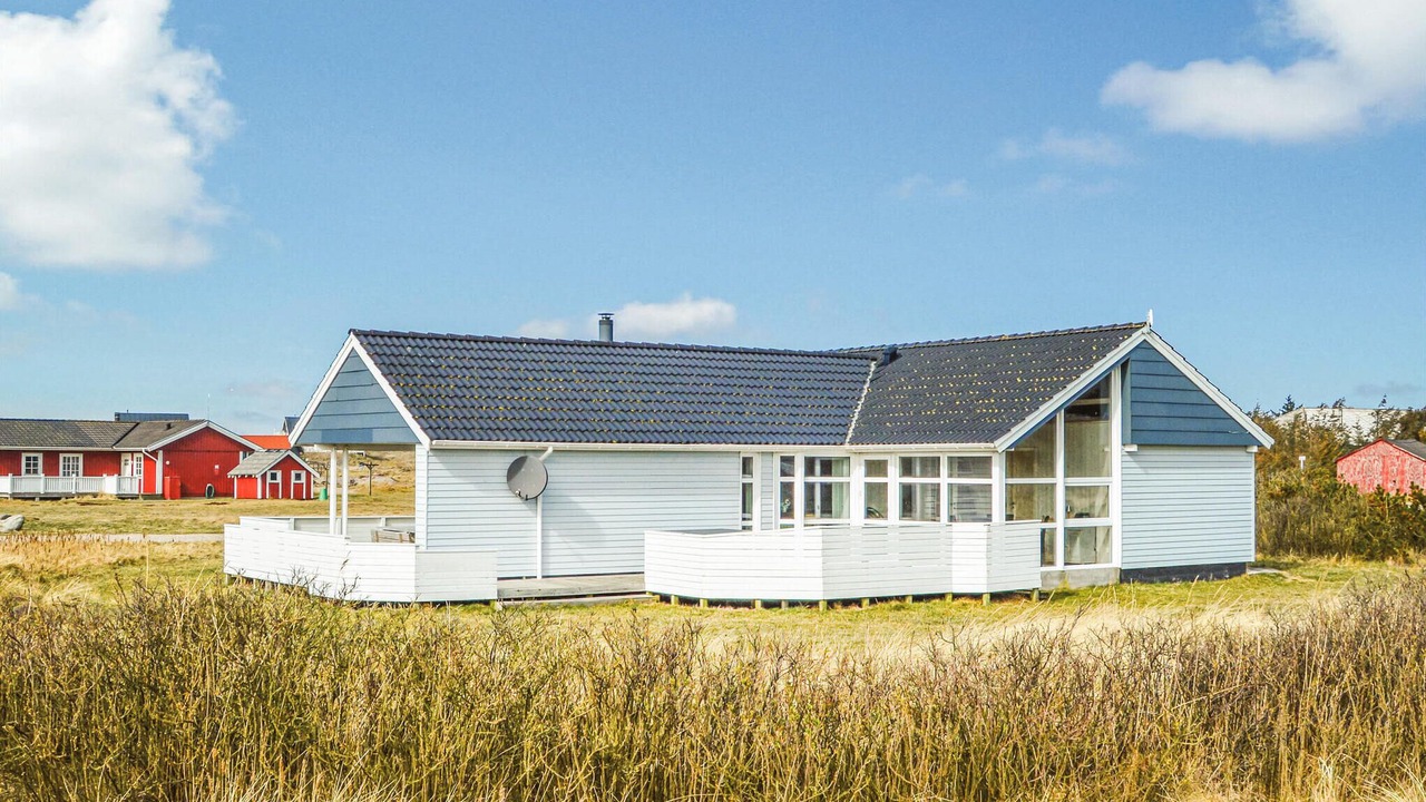 Photo of Others in Vrist Strand