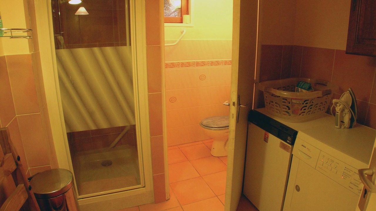 Photo of Bathroom in Embry