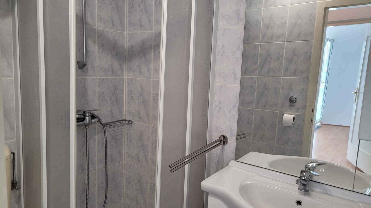 Photo of Bathroom in Ika