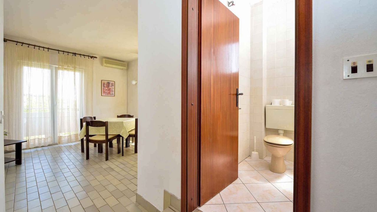 Photo of Bathroom in Kukljica
