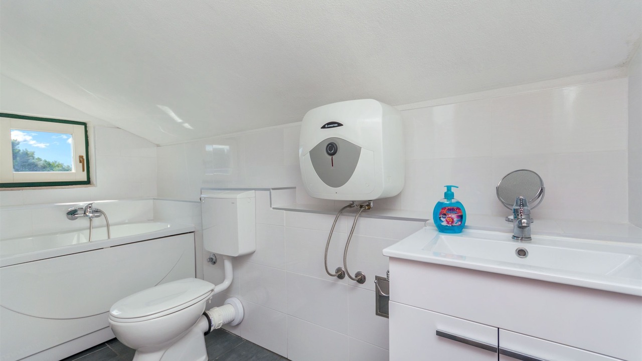 Photo of Bathroom in Drvenik Mali