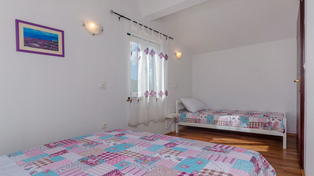 Photo of Bedroom in Drvenik Mali