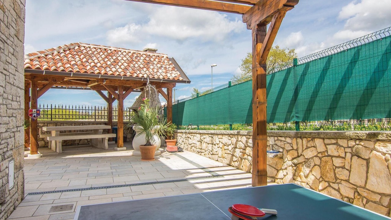 Photo of Patio Balcony in Zminj