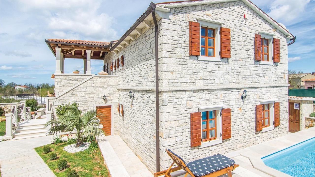 Photo of Outdoor in Zminj