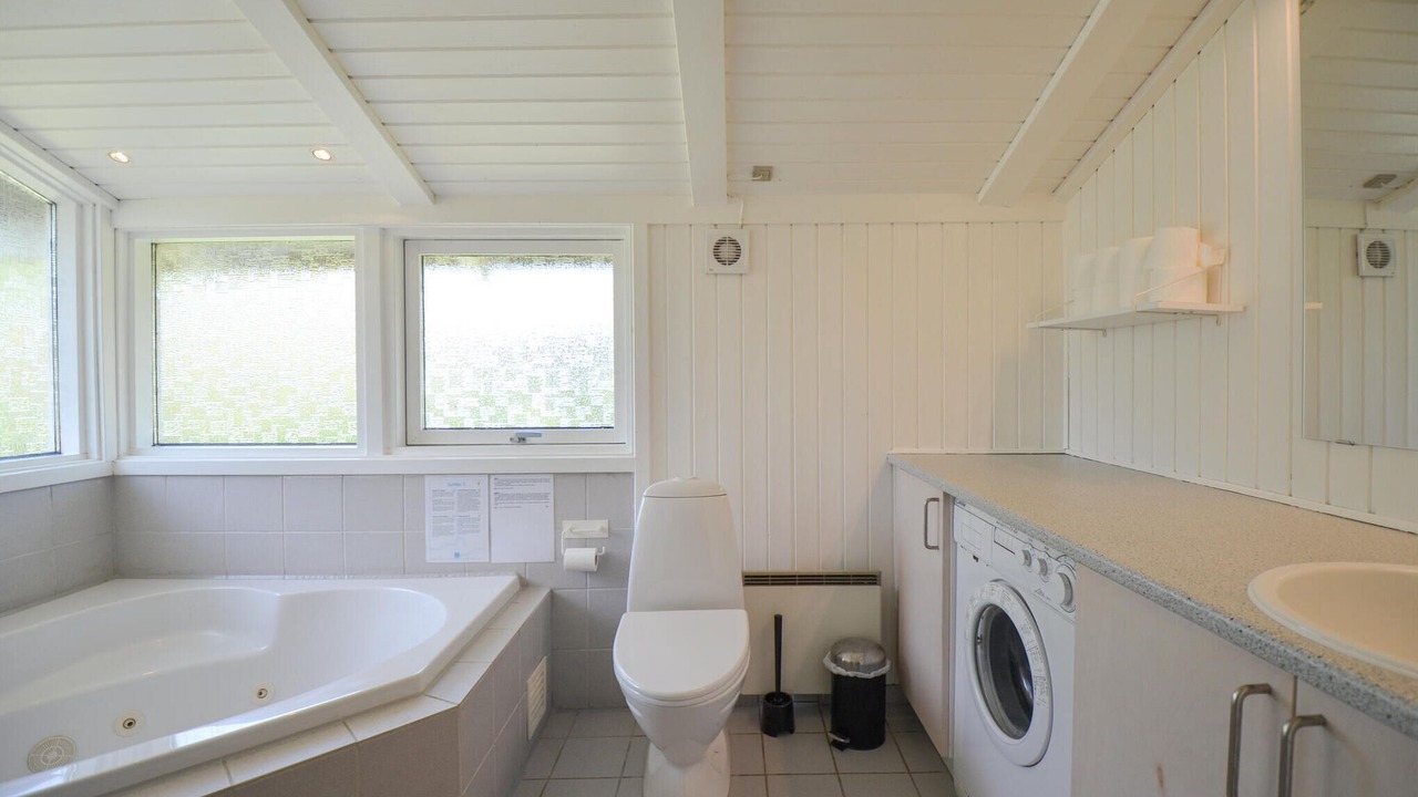 Photo of Bathroom in Øer Strand