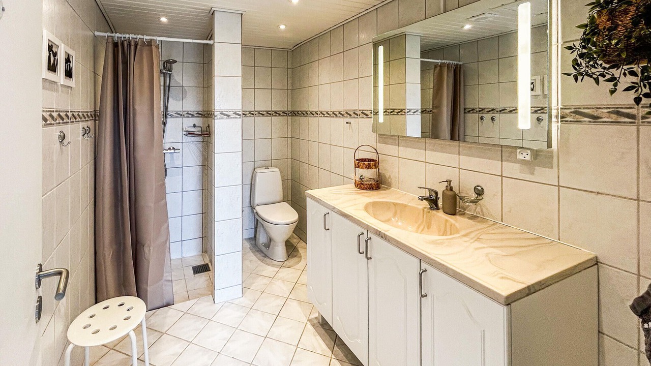 Photo of Bathroom in Vrist Strand