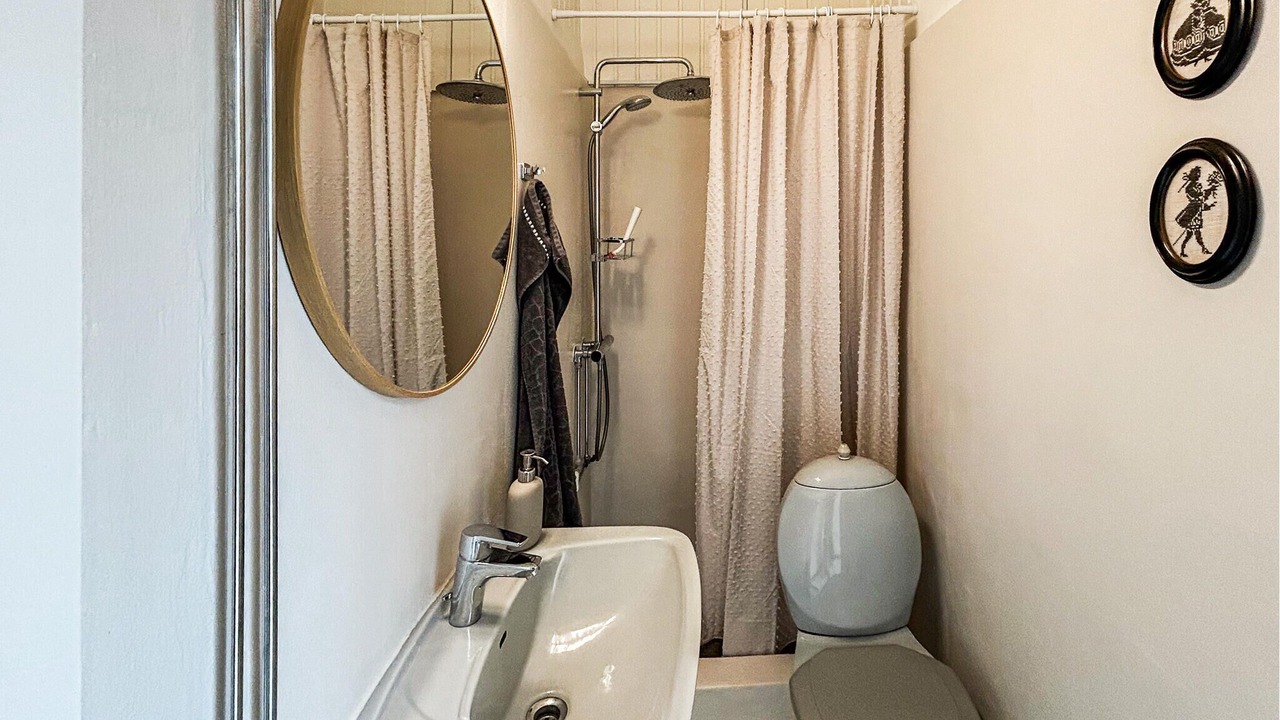 Photo of Bathroom in Vrist Strand