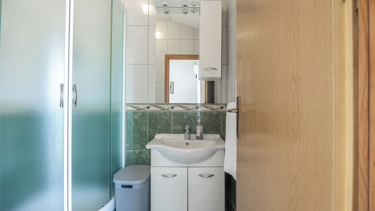 Photo of Bathroom in Istok