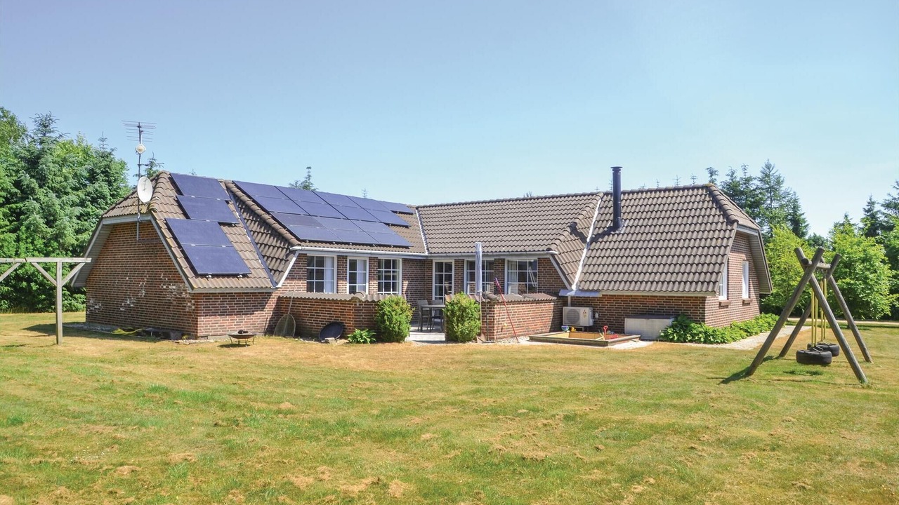 Photo of Outdoor in Jegum