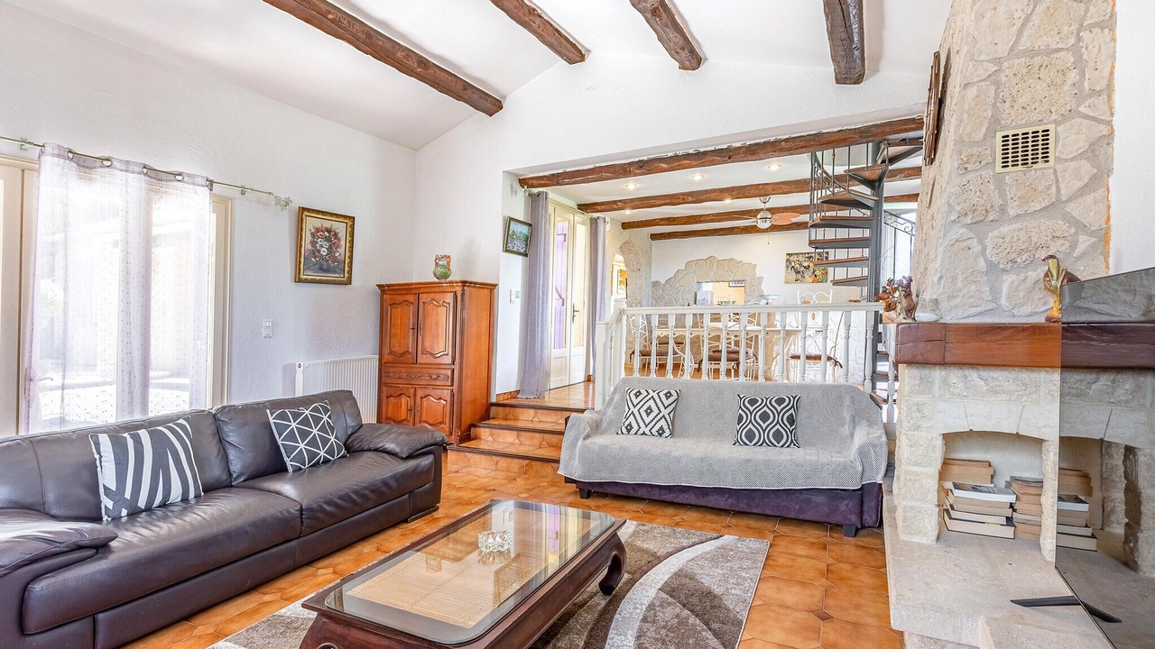 Photo of Bedroom in Roujan