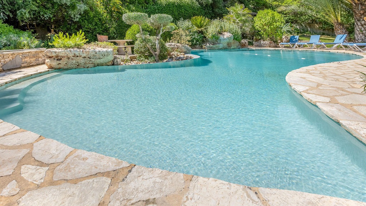 Photo of Outdoor in Roujan