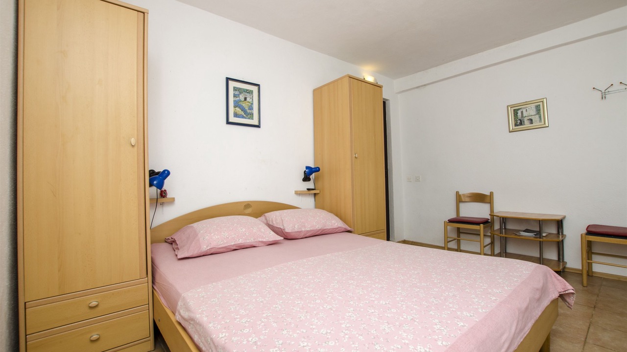 Photo of Bedroom in Maslinica