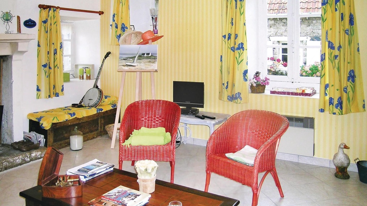 Photo of Bedroom in Pleumeur-Gautier