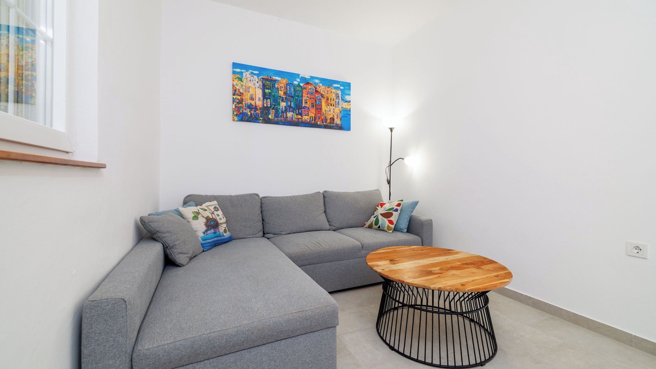 Photo of Livingroom in Rab Town