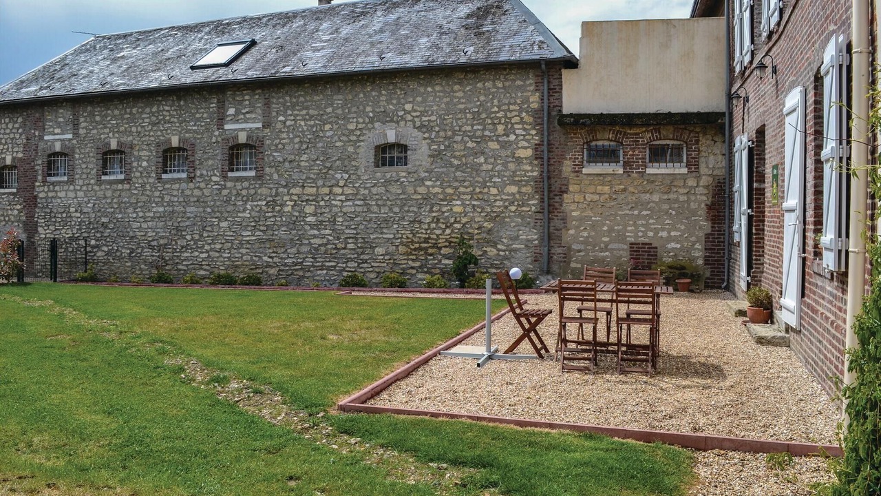 Photo of Others in Trie-Chateau