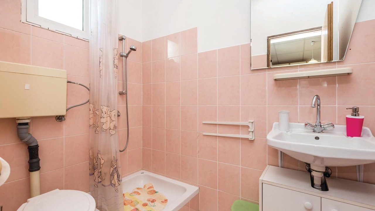 Photo of Bathroom in Dinjiska
