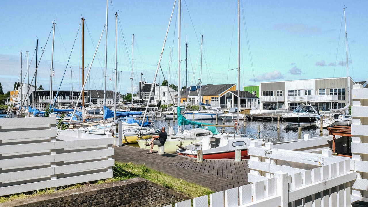 Photo of Others in Øer Strand