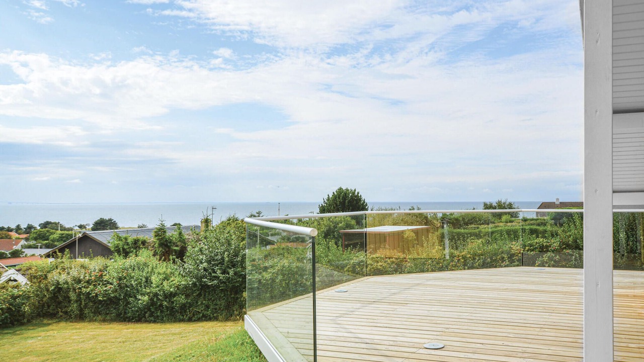 Photo of Others in Frolunde