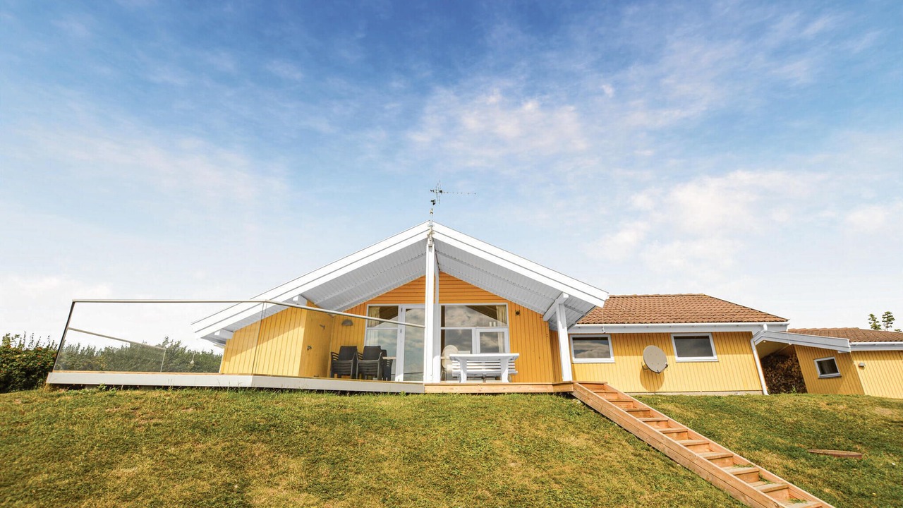 Photo of Others in Frolunde