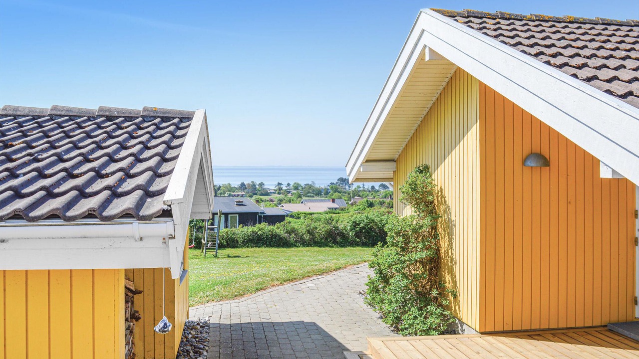 Photo of Others in Frolunde