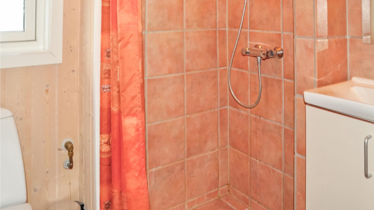 Photo of Bathroom in Mommark Strand