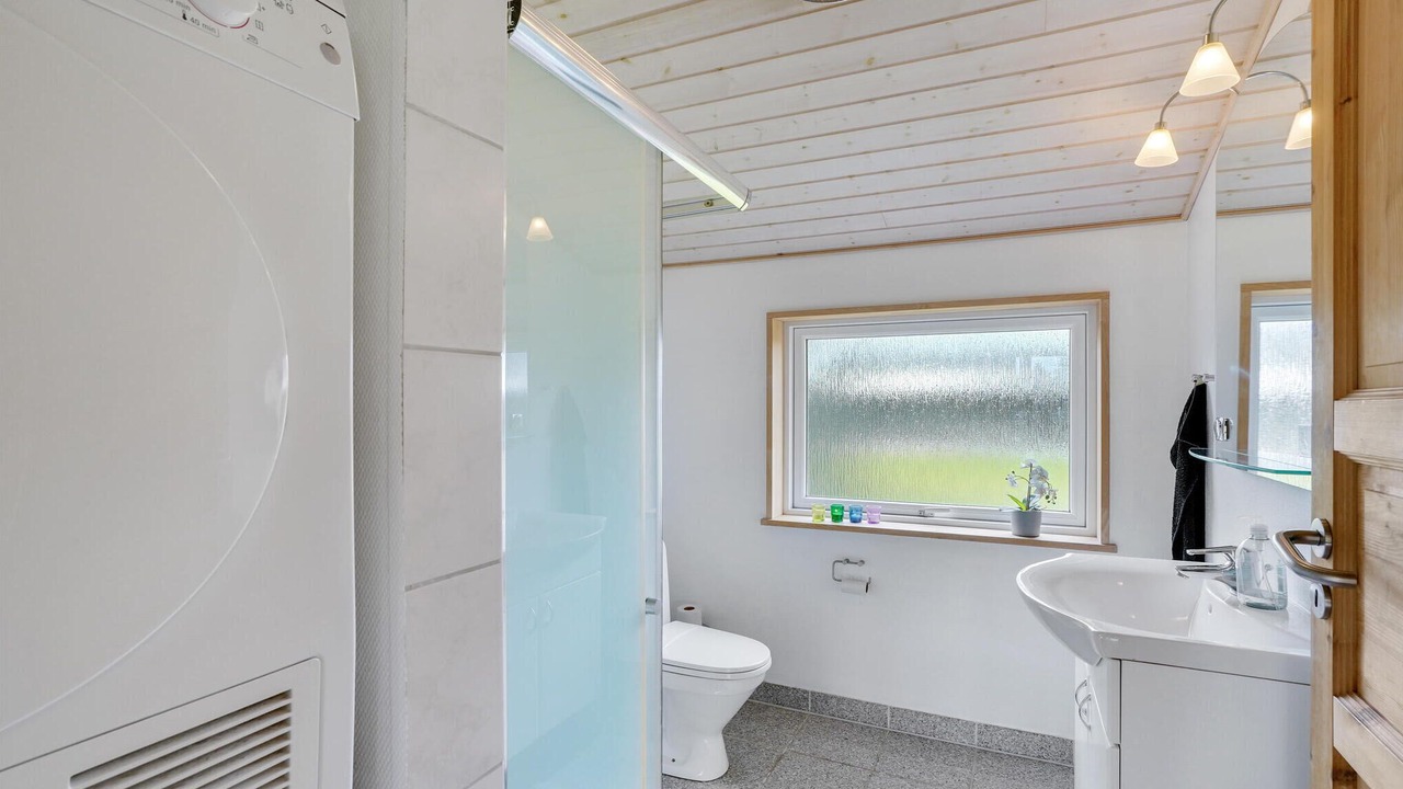 Photo of Bathroom in Helberskov Strand