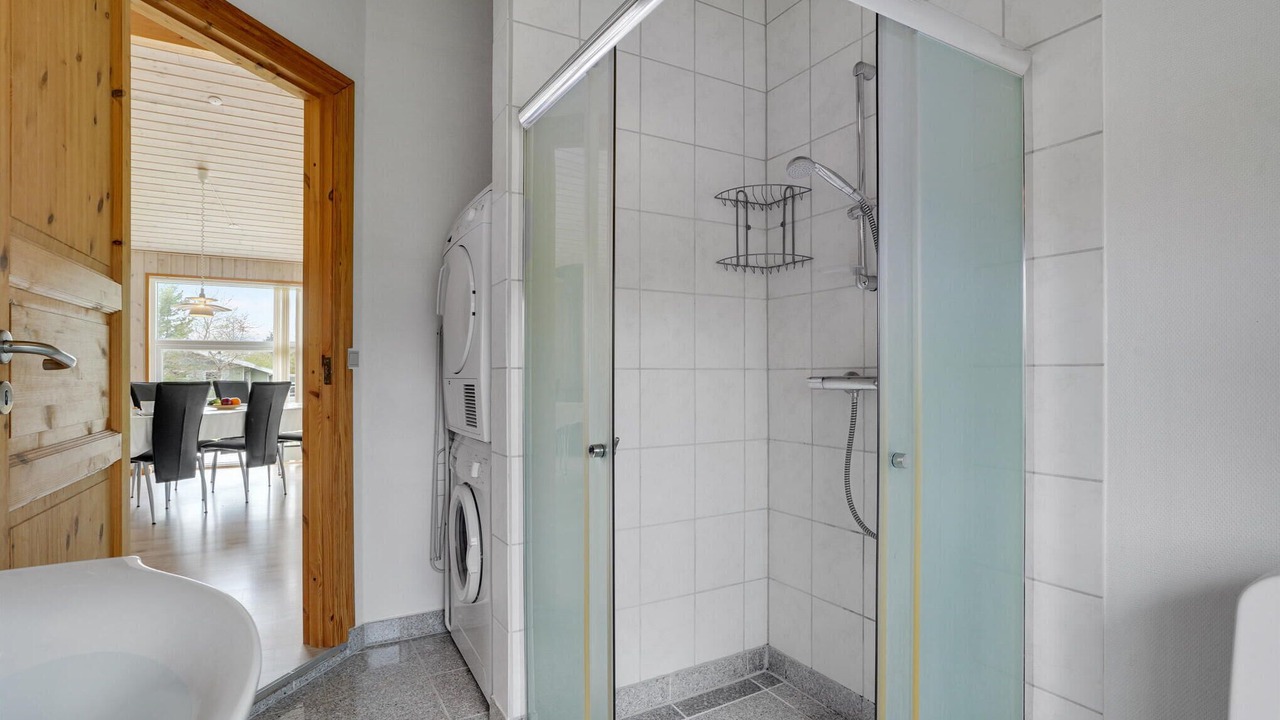 Photo of Bathroom in Helberskov Strand