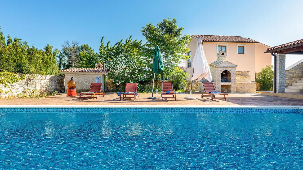 Photo of Outdoor in Valtura
