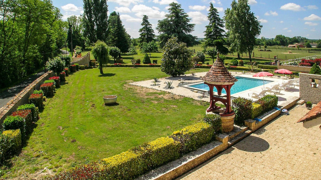 Photo of Bedroom in Gardonne