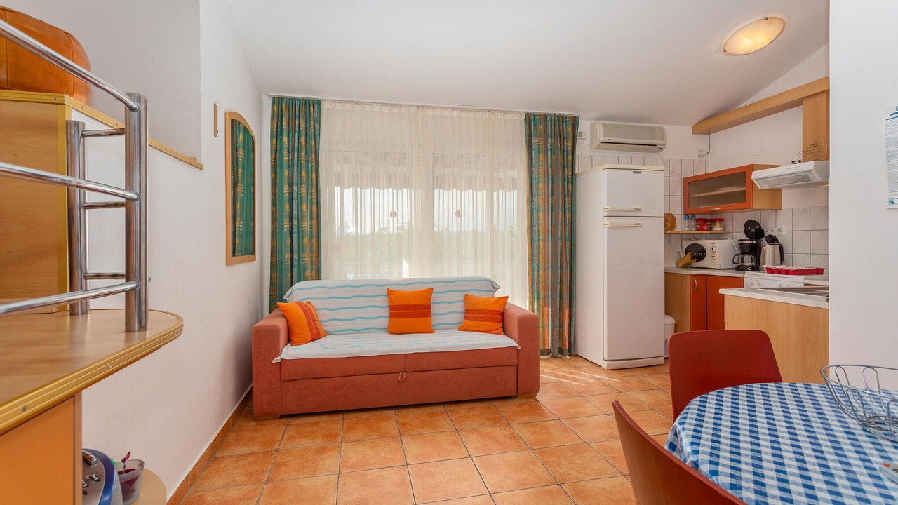 Photo of Bedroom in Punat