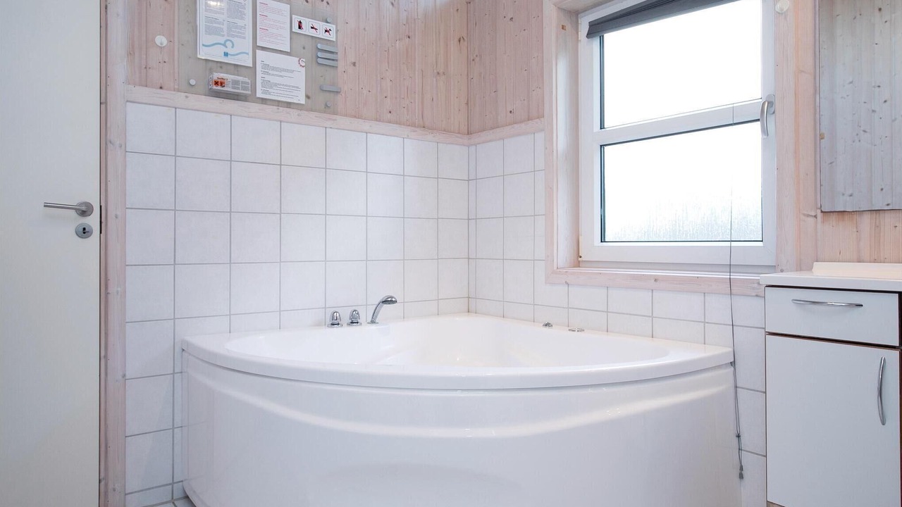 Photo of Bathroom in Lokken