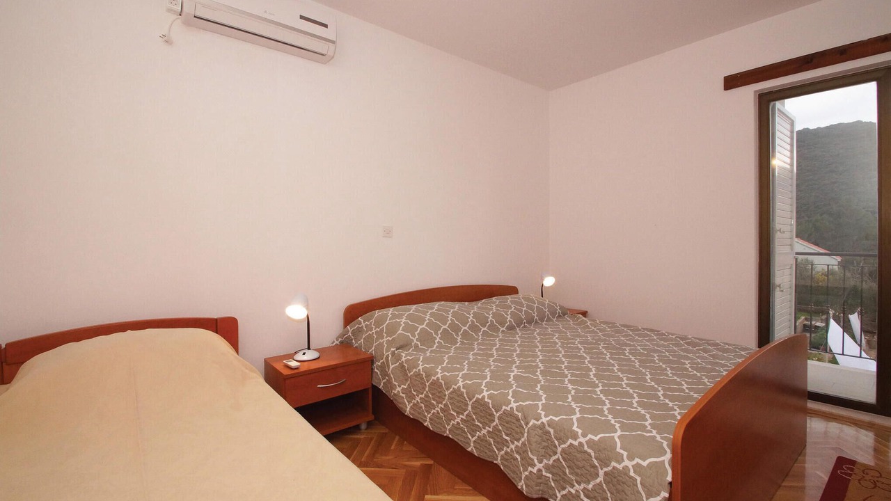 Photo of Others in Zrnovo