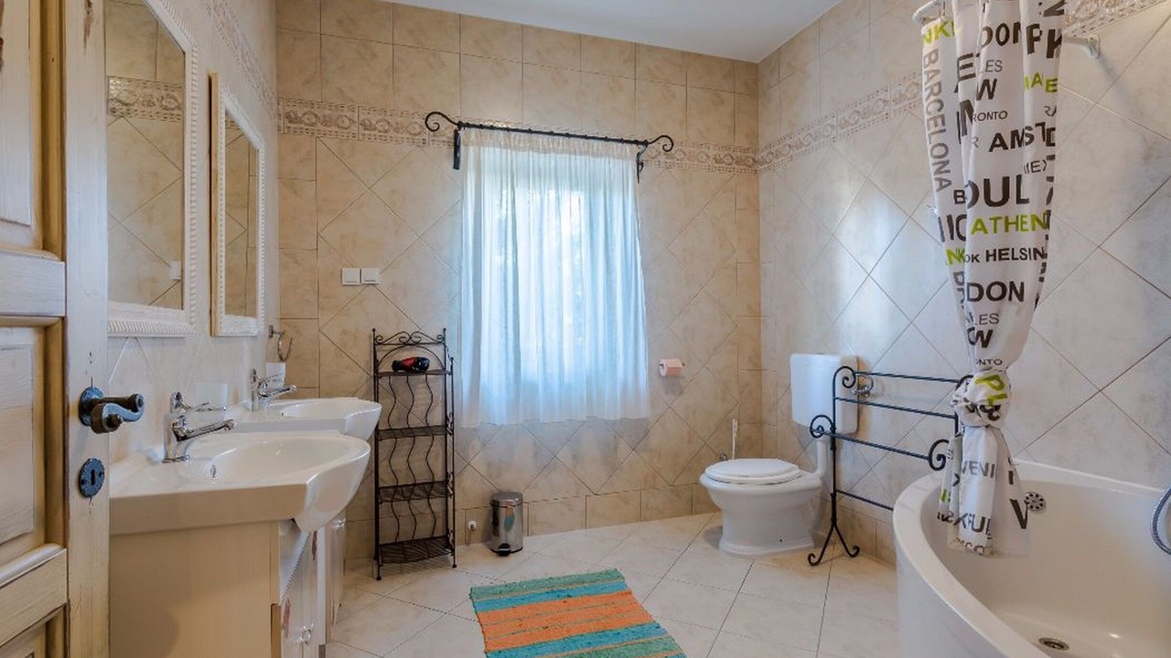 Photo of Bathroom in Zrce