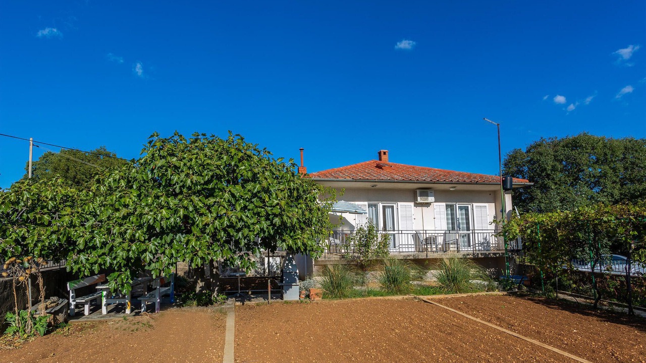 Photo of Outdoor in Omisalj